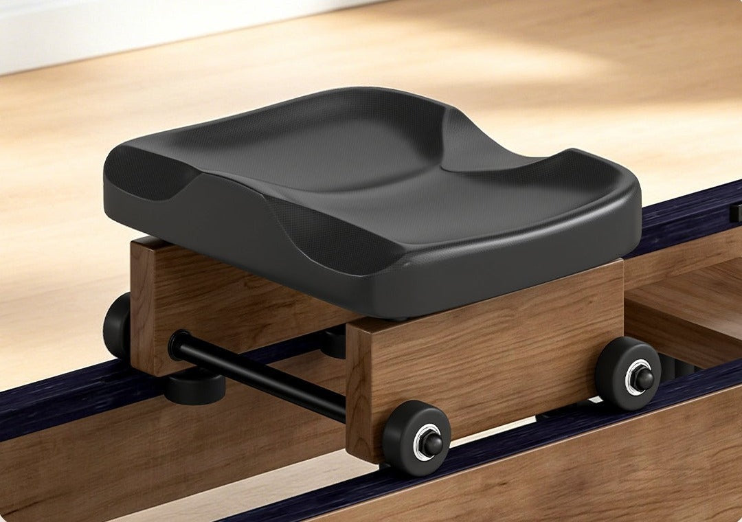 Siège ergonomique sur chariot en bois et roulettes du rameur